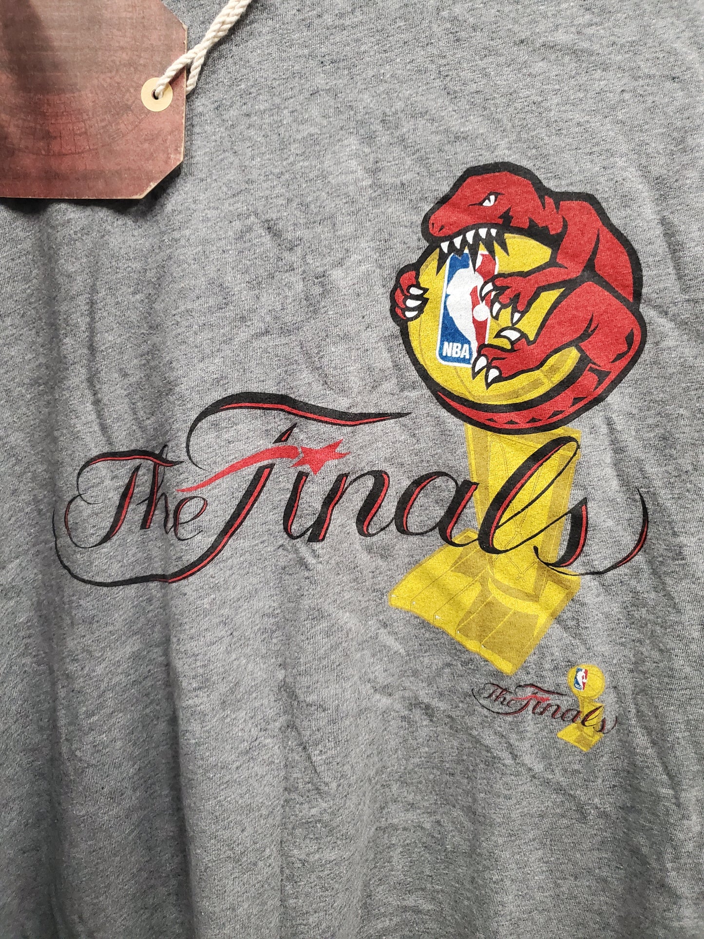 Mens 2019 Toronto Raptors The Finals T-Shirt Size Small/Large NWT