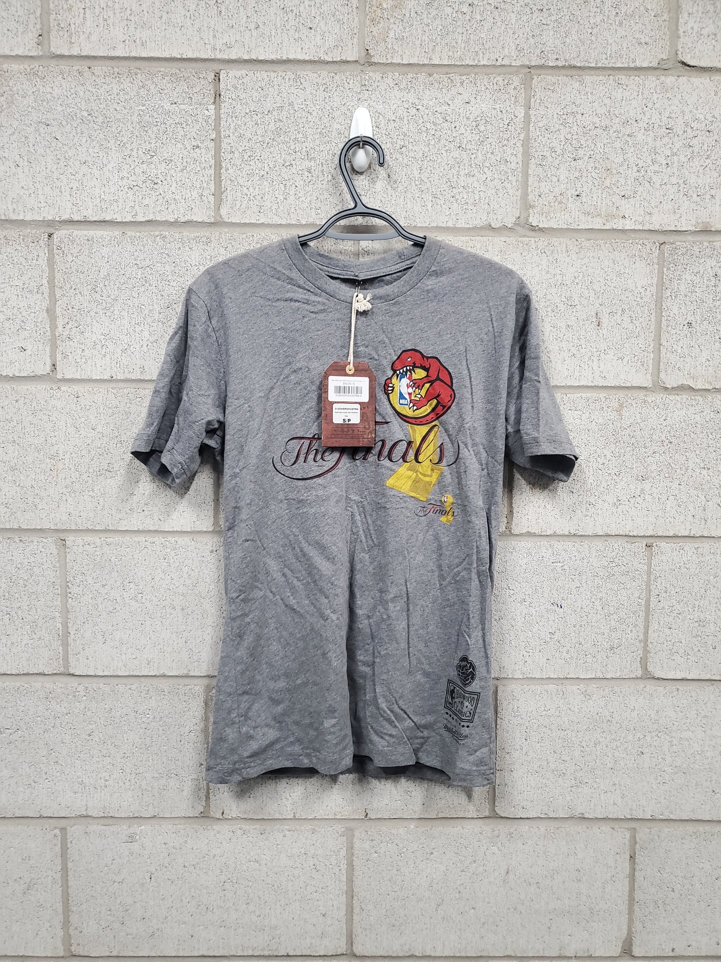 Mens 2019 Toronto Raptors The Finals T-Shirt Size Small/Large NWT