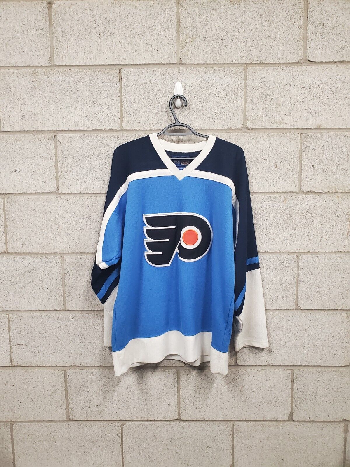 Mens Philadelphia Flyers Starter Jersey Size Medium