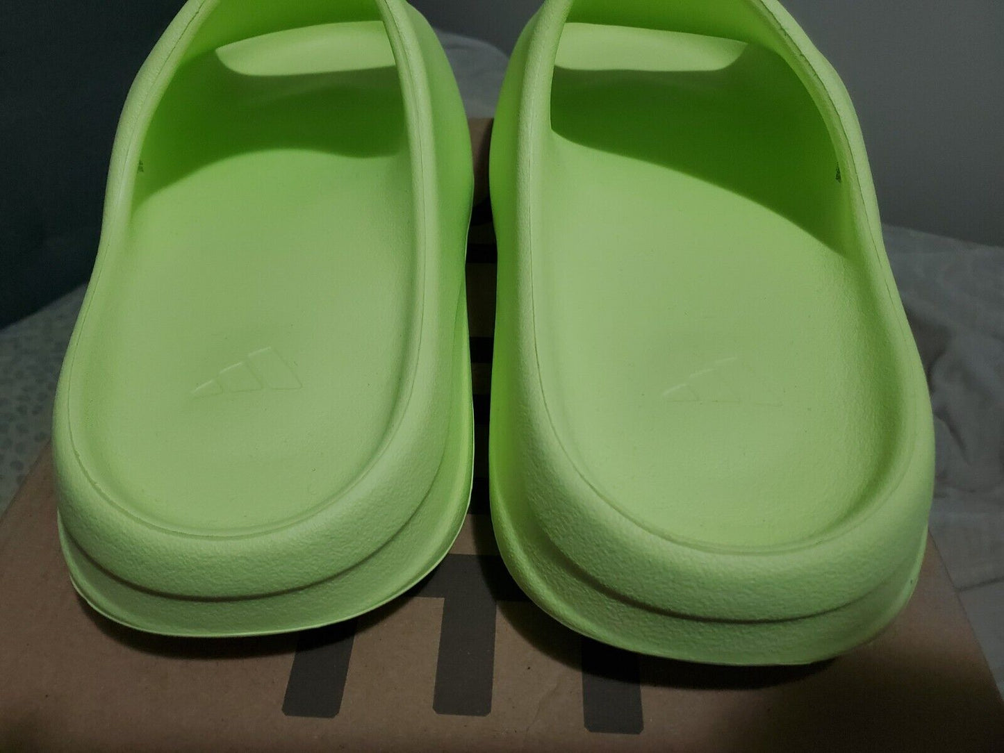 Mens Adidas Yeezy Slide Glow Green Size 12 Deadstock w/Receipt
