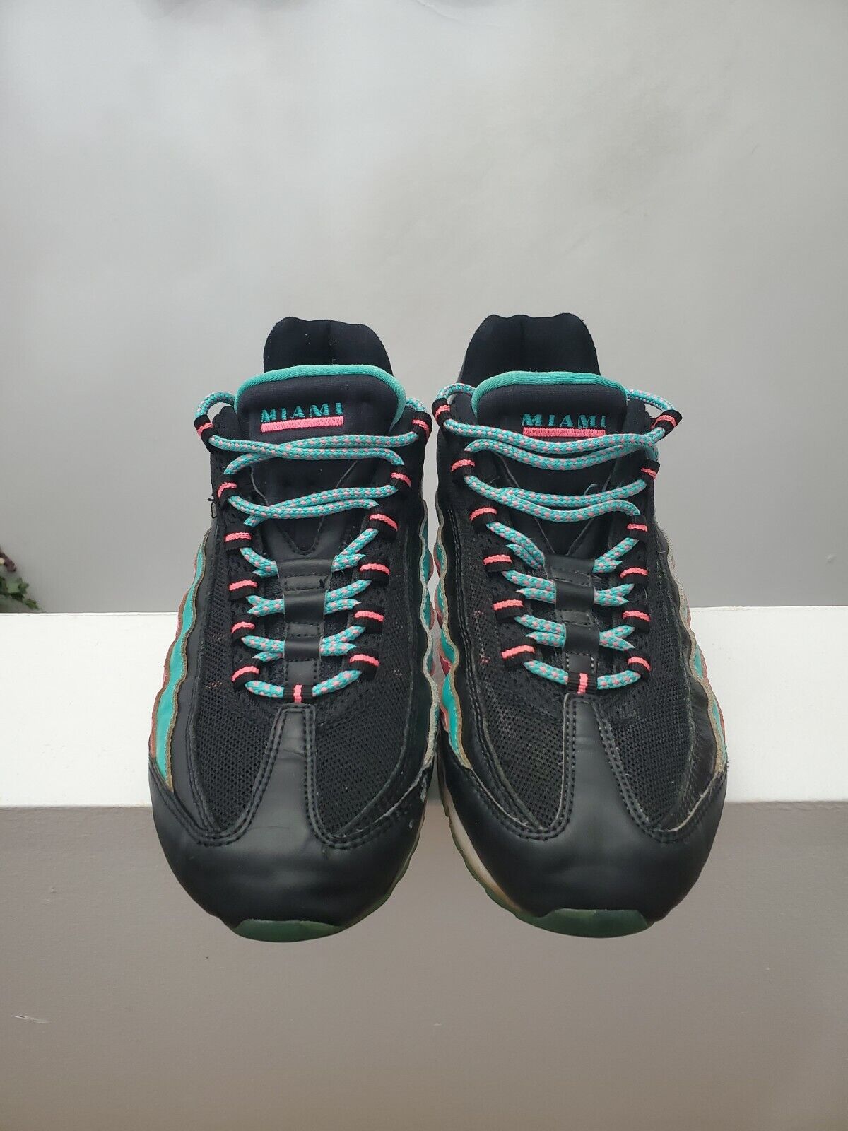 Mens 2008 Nike Air Max 95 Miami Vice Shoes Sneakers Size 9.5US