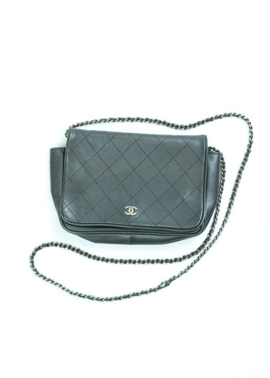 Women's Vintage Chanel Classic Black Quilted Calfskin Clutch