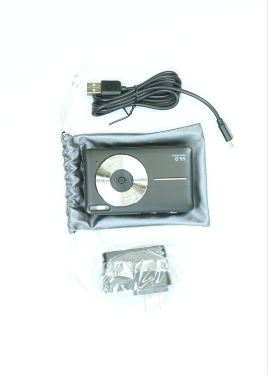 Digital Camera 1080p 8GB SD Digicam With Charger, Wrist Strap & Carrying Pouch