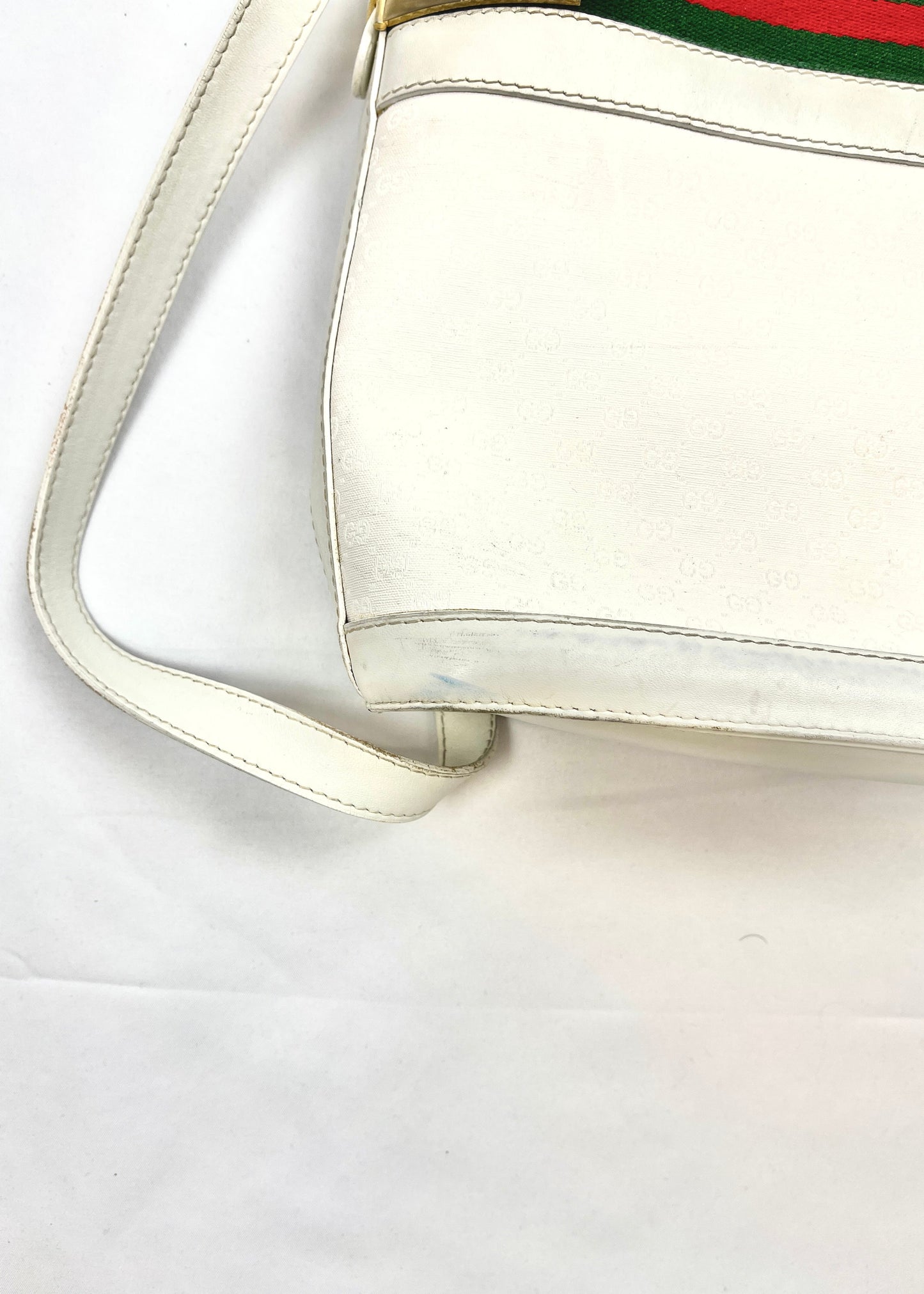 Vintage White Leather Gucci Bucket Shoulder Bag