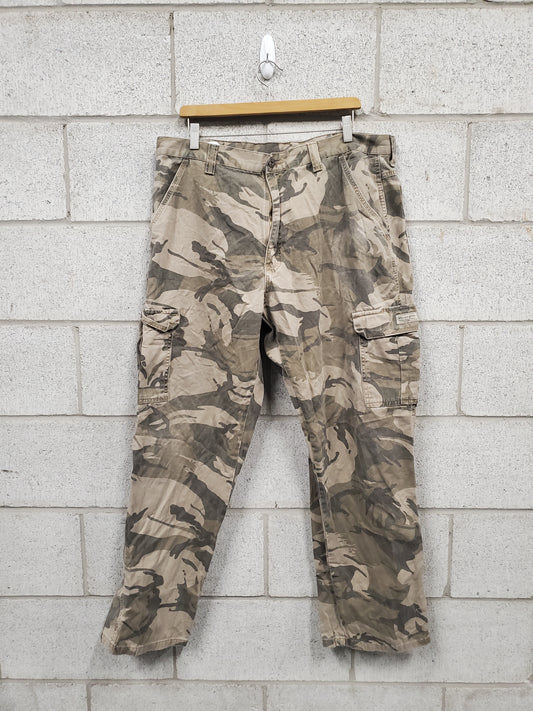Mens Wrangler Cargo Pants Size 38"x32"