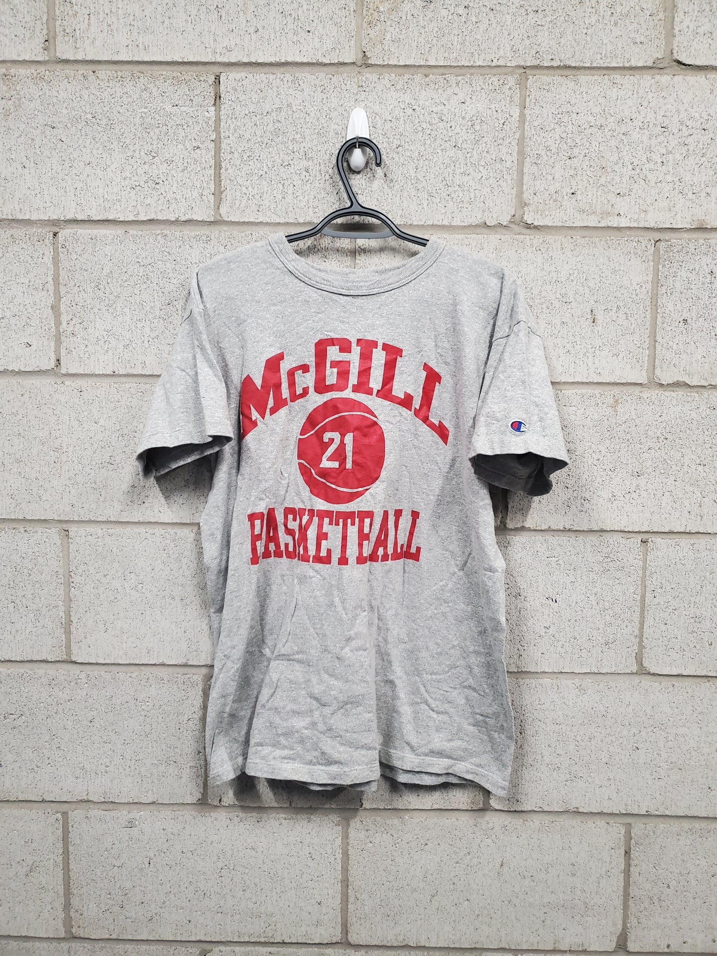 Mens Vintage McGill Basketball Champion T-Shirt Size XL