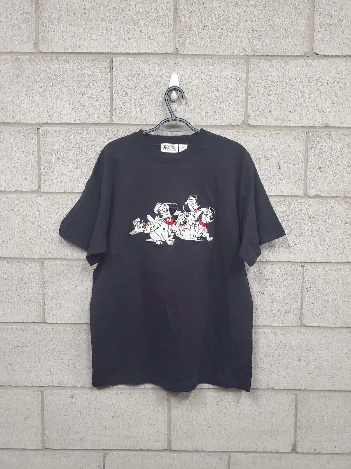 Mens 101 Dalmatians T-Shirt Size Large