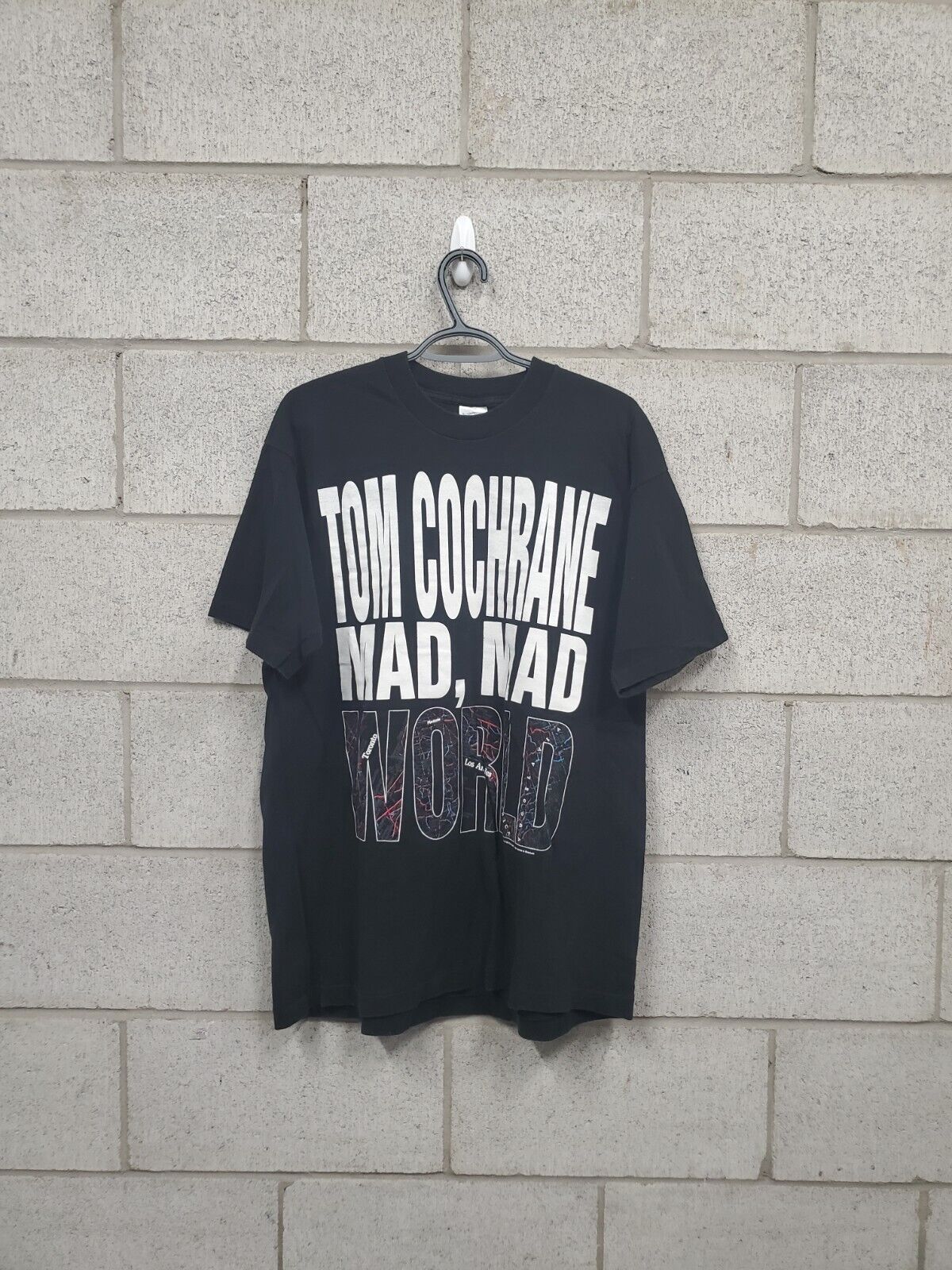 Mens 1992 Tom Cochrane Mad, Mad World T-Shirt Size XL